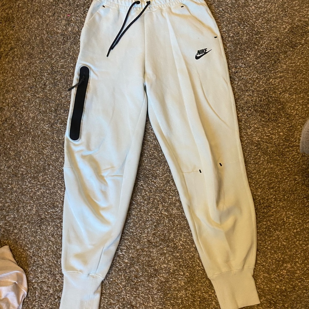 Sweat pants